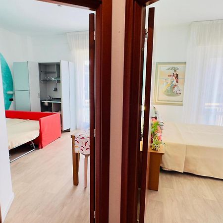 Residence & Suites Bellaria-Igea Marina Ngoại thất bức ảnh