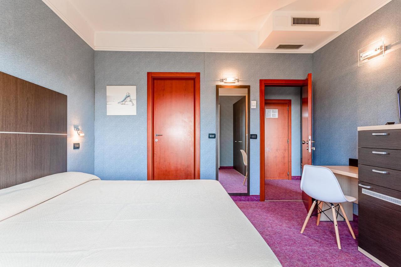 Residence & Suites Bellaria-Igea Marina Ngoại thất bức ảnh