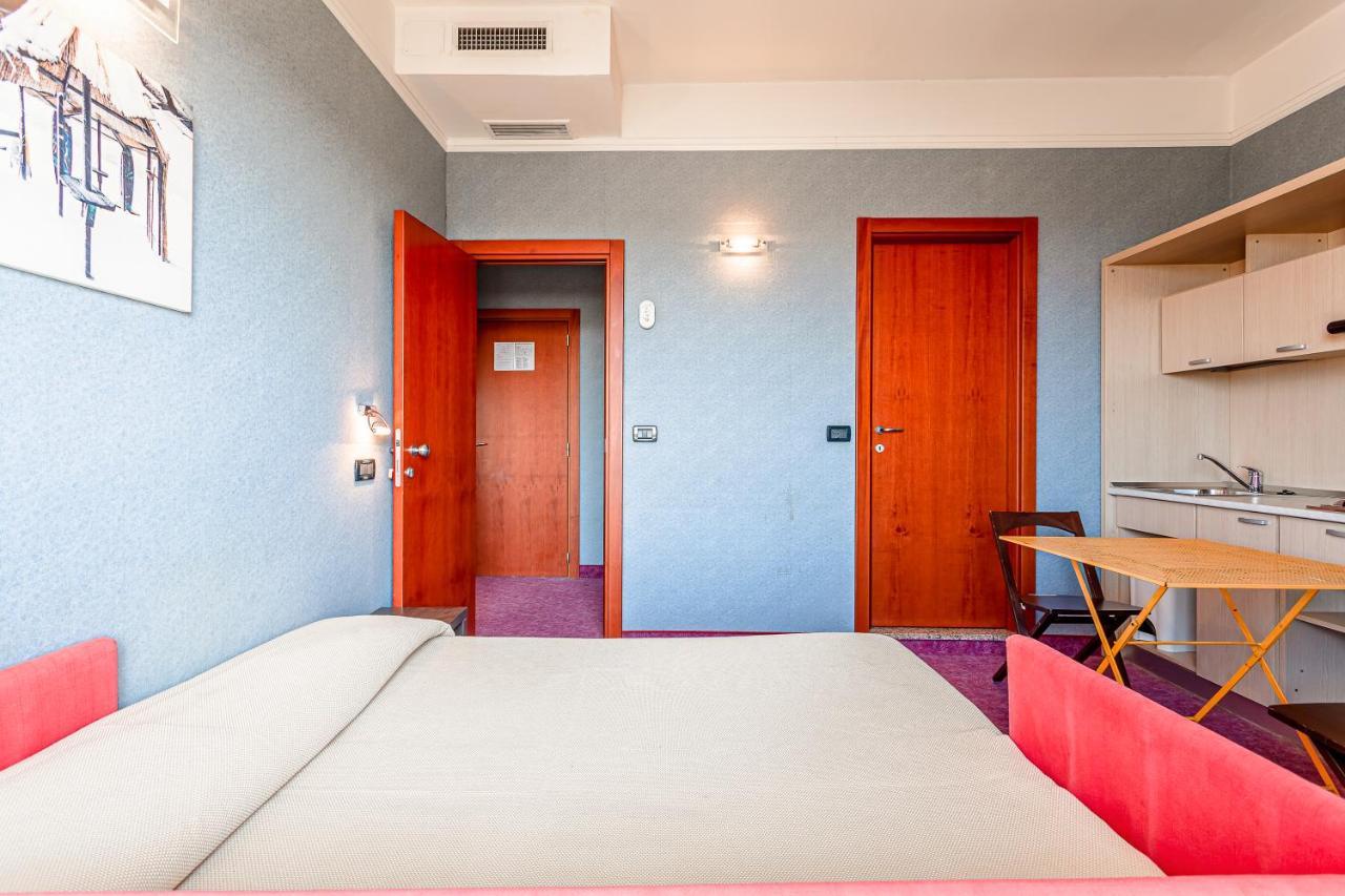 Residence & Suites Bellaria-Igea Marina Ngoại thất bức ảnh