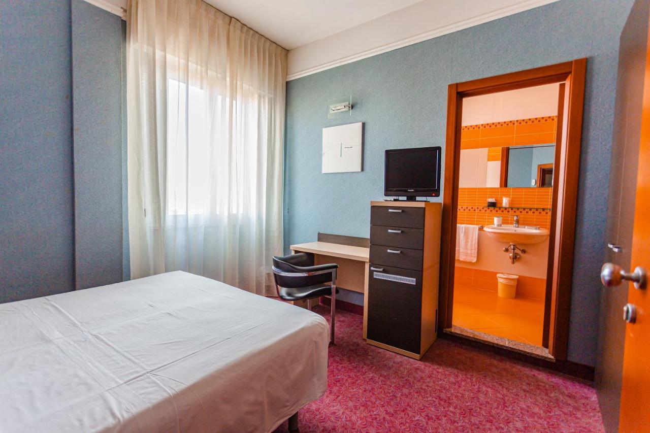 Residence & Suites Bellaria-Igea Marina Ngoại thất bức ảnh