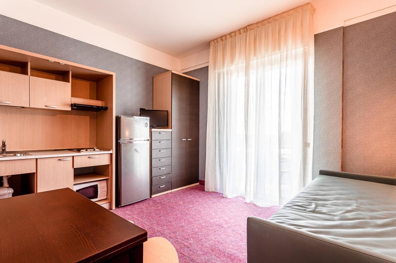 Residence & Suites Bellaria-Igea Marina Ngoại thất bức ảnh