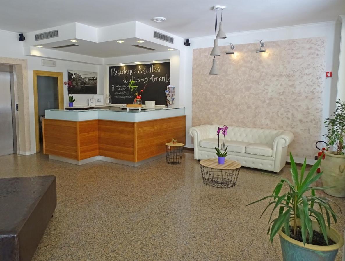 Residence & Suites Bellaria-Igea Marina Ngoại thất bức ảnh