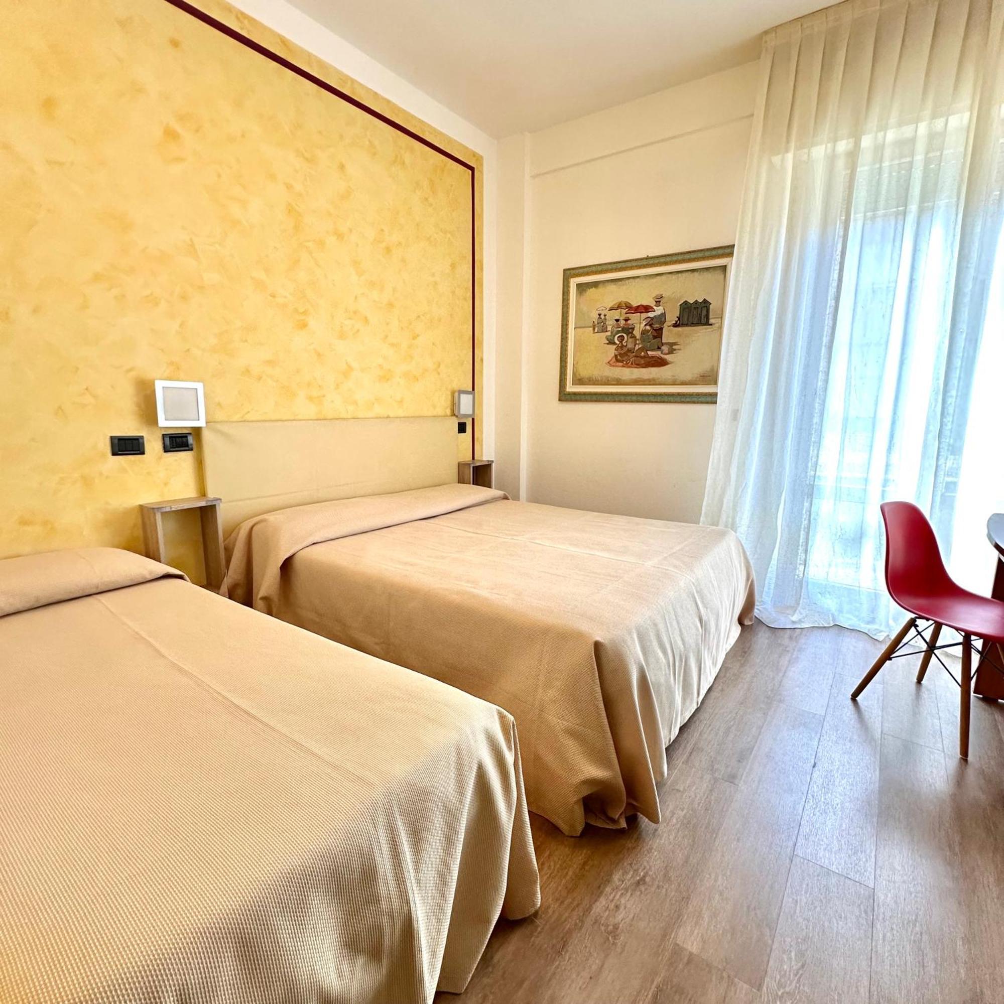 Residence & Suites Bellaria-Igea Marina Ngoại thất bức ảnh